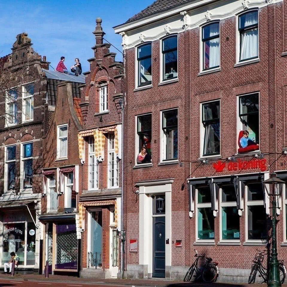 Bekijk foto 1/5 van room in Leiden